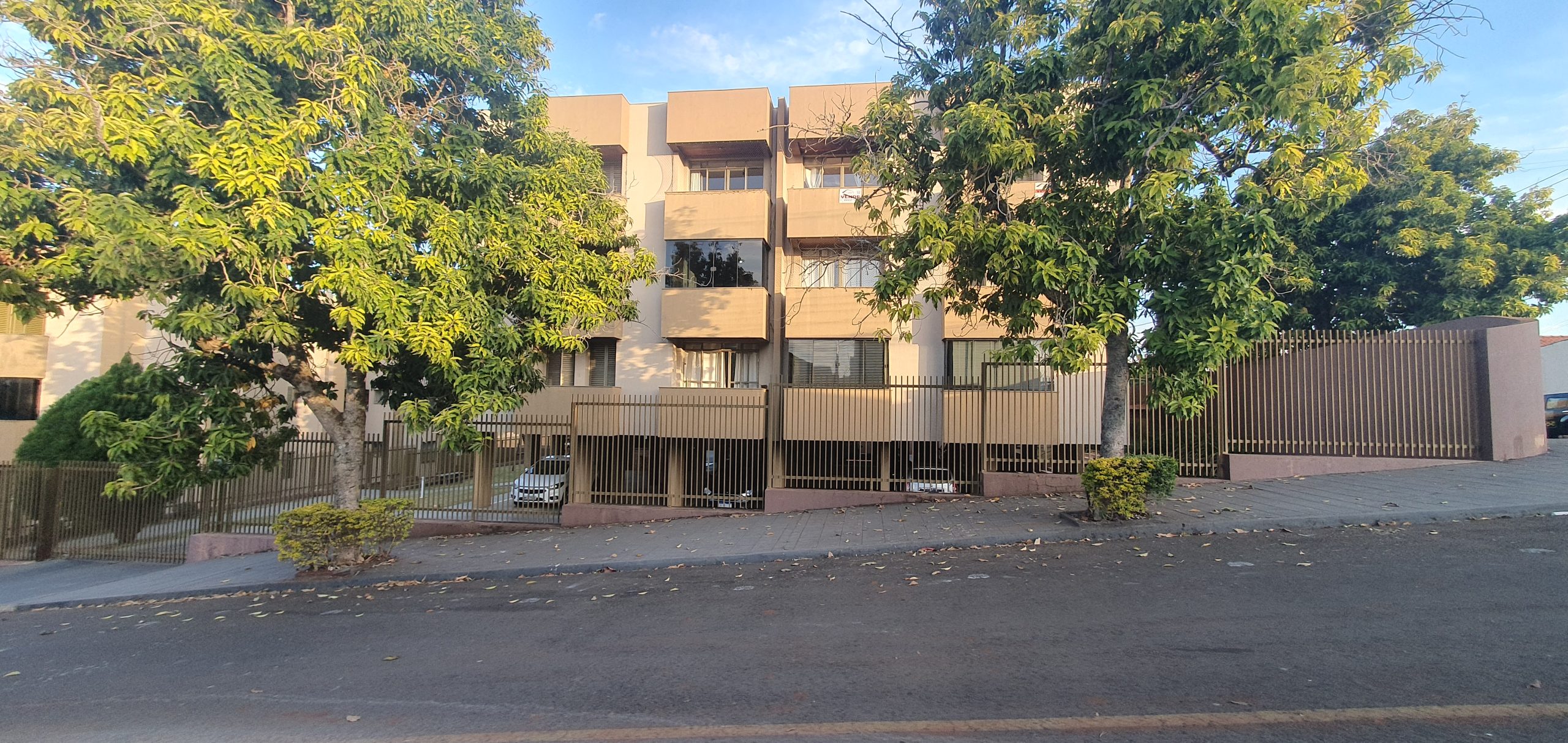 LOCAÇÃO! RUA ANTONIO LEVEOGILDO CASSIANO Nº576 BELA VISTA!