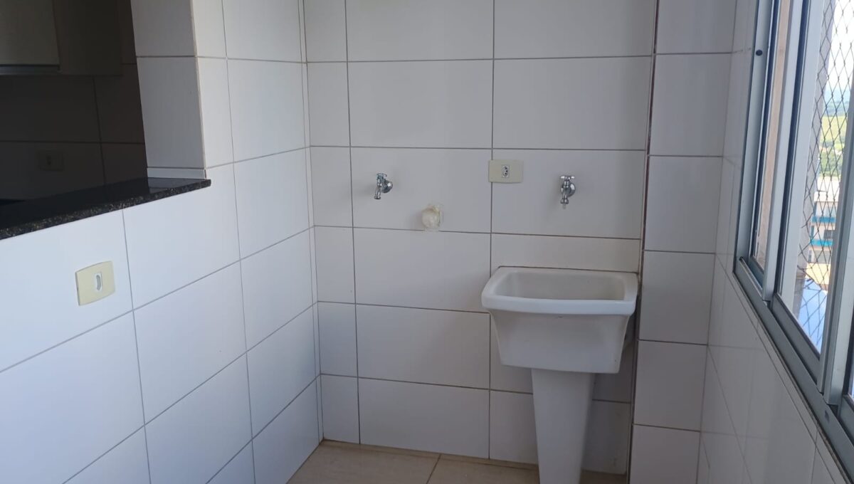 355434bab9e5cd3e27c7a4c6c5831c99