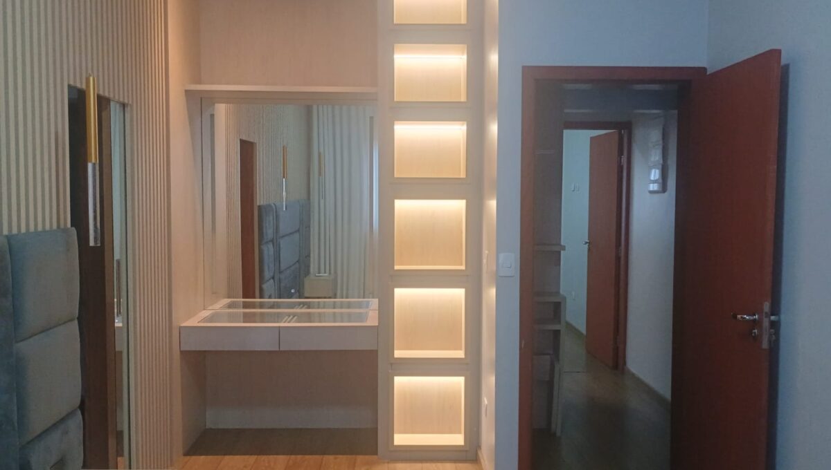 e01ecaf99879eef64fd7fba716db5135