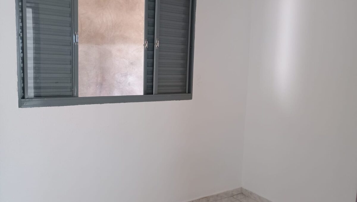 ff8fe93bf32302ea699c9c2a8cba1054