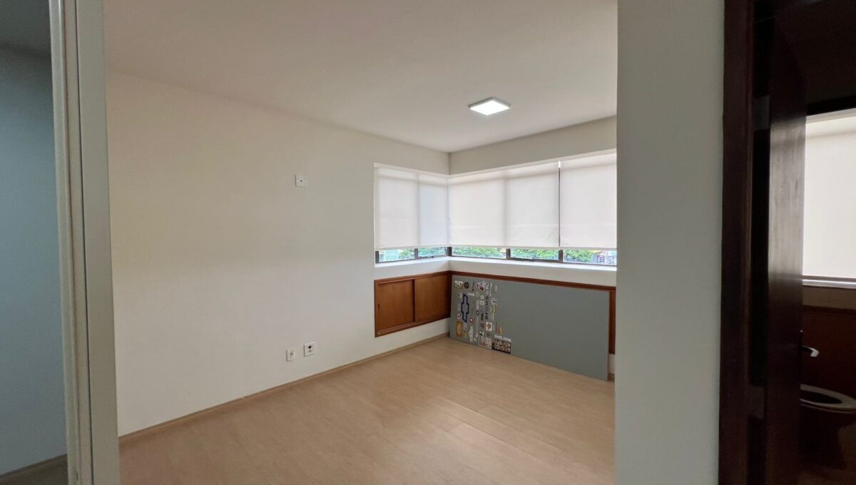 WhatsApp Image 2026-03-13 at 15.38.43 (1)