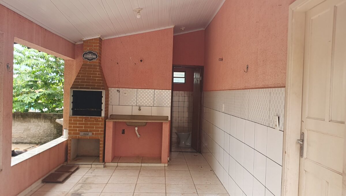 b1b1c3f782330905a4dc22134412073f